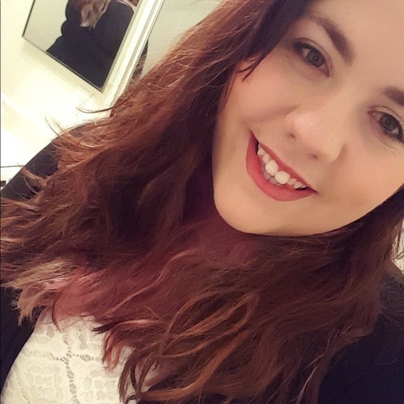 Meet your Posher, Kass - Picture 1 of 1